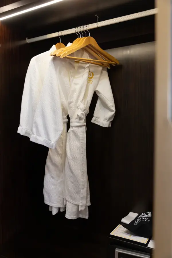 Khách sạn Adamo Hotel Hưng Yên