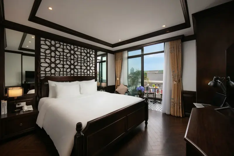 Khách sạn MAY DE VILLE Crown Hotel Hà Nội - Terrace Suite