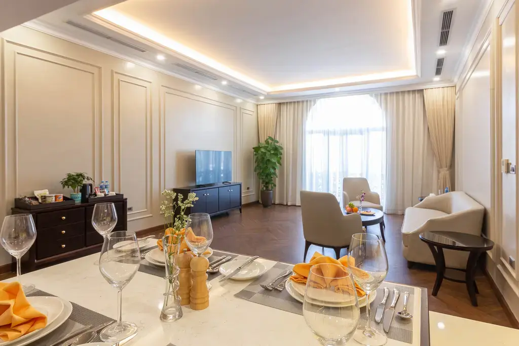 Khách sạn Adamo Hotel Hưng Yên