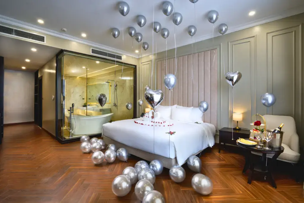 Khách sạn Adamo Hotel Hưng Yên