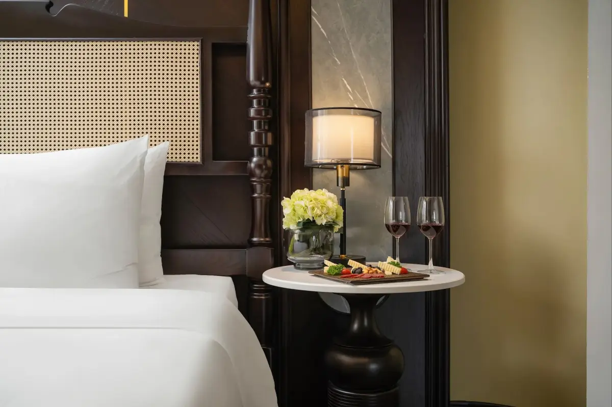 Khách sạn MAY DE VILLE Crown Hotel Hà Nội