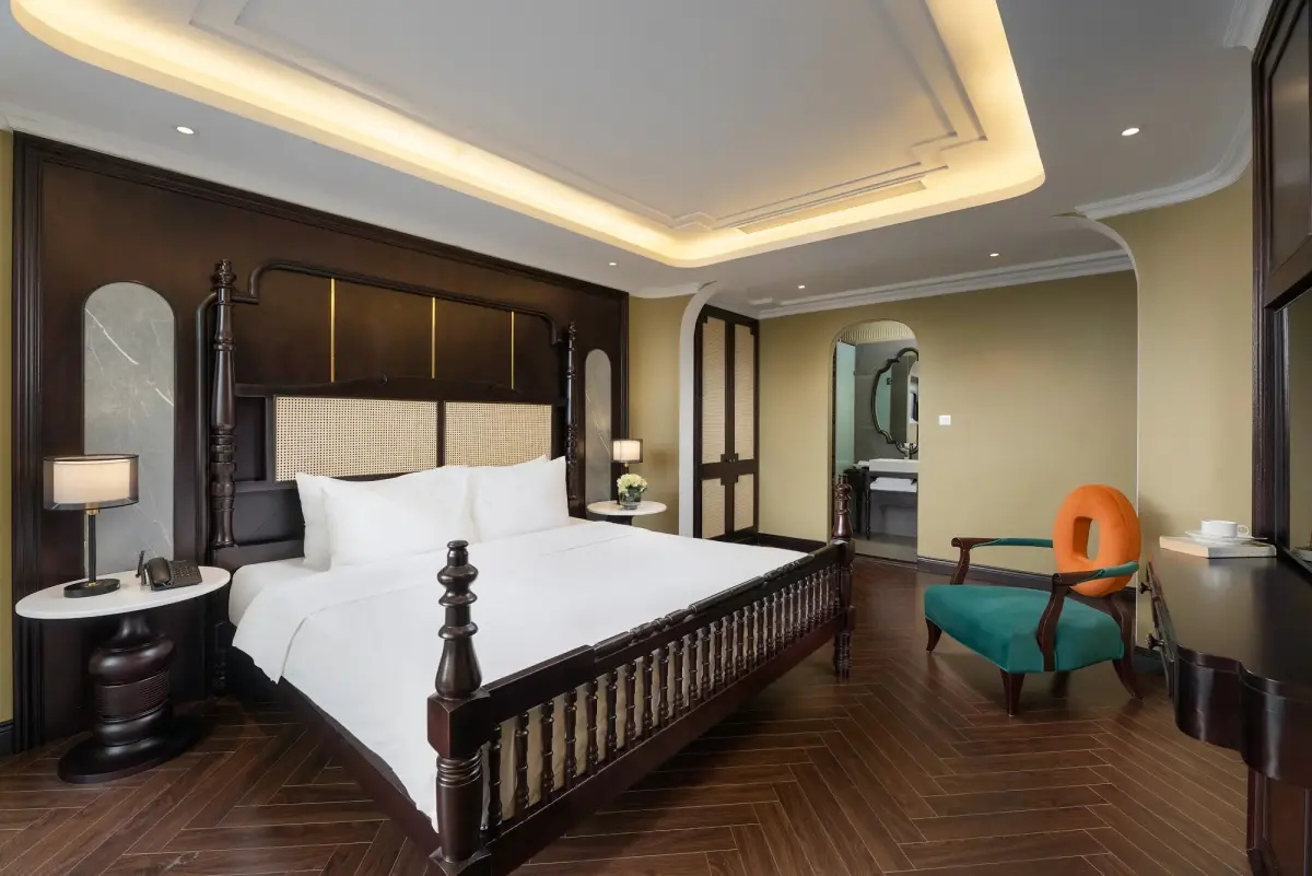 Khách sạn MAY DE VILLE Crown Hotel Hà Nội