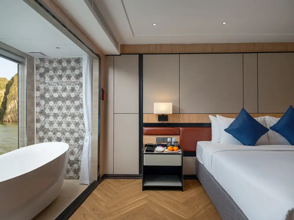 Du thuyền Luna Hạ Long Cruise