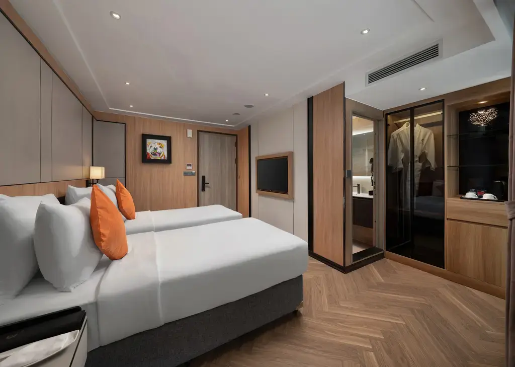 Du thuyền Luna Hạ Long Cruise