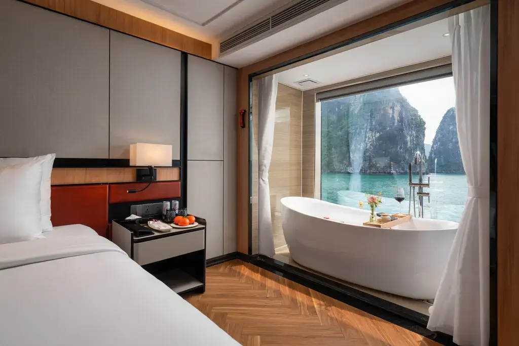 Du thuyền Luna Hạ Long Cruise