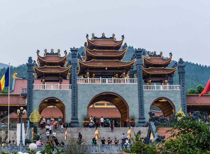 Tour du lịch Ba Vàng - Yên Tử 1 ngày