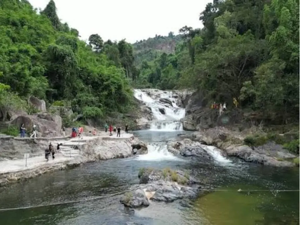 Tour Khám Phá Vẻ Đẹp Thác Yangbay 1 ngày