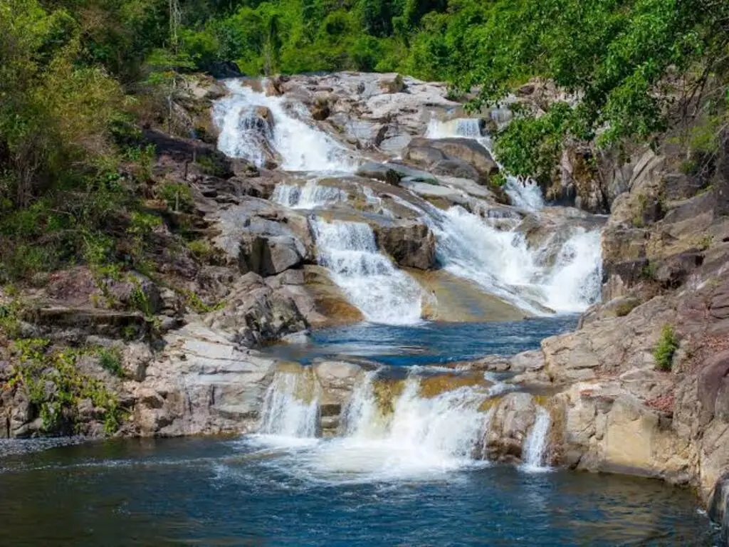 Tour Khám Phá Vẻ Đẹp Thác Yangbay 1 ngày