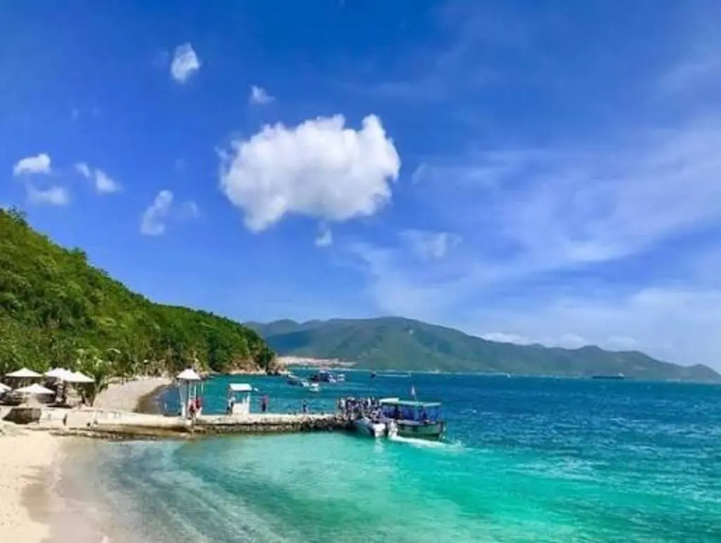 Tour Du Ngoạn Đảo Khám Phá Vịnh Nha Trang 1 ngày