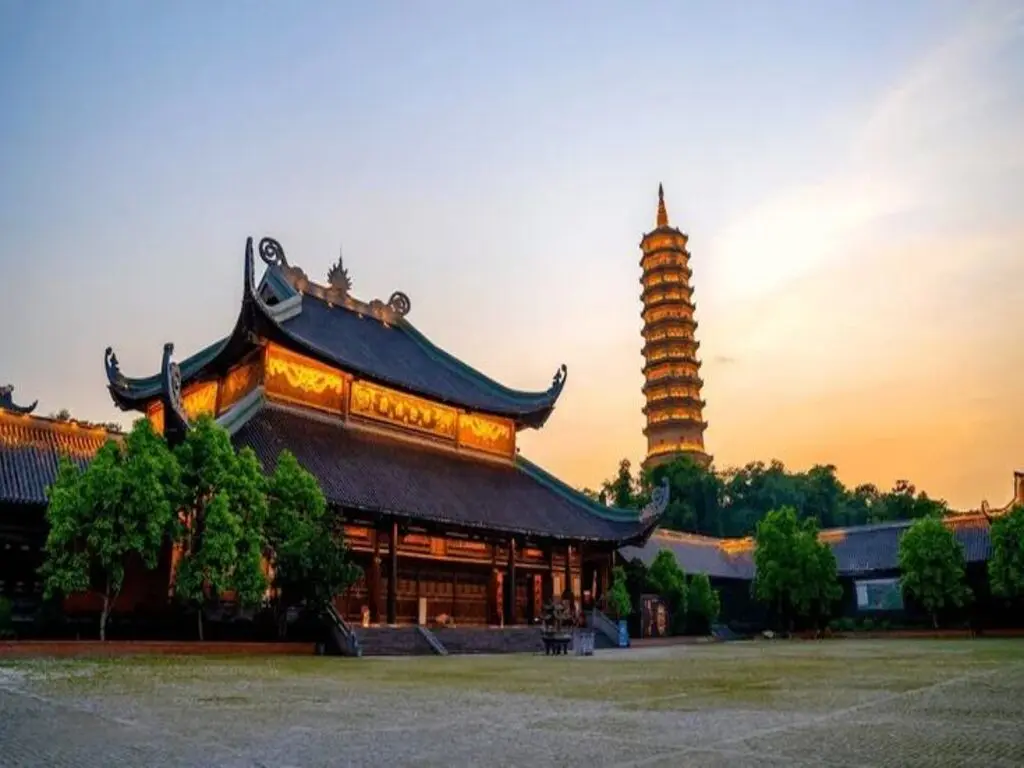 Tour Hà Nội - Bái Đính - Tràng An 1 ngày