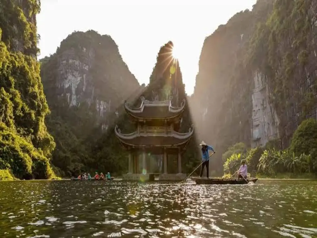 Tour Hà Nội - Bái Đính - Tràng An 1 ngày