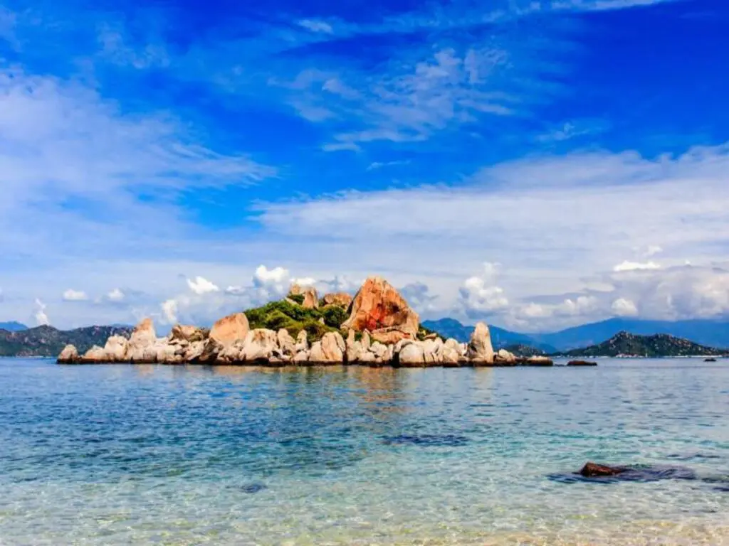 Tour Khám Phá Đảo Tôm Hùm Bình Ba 1 ngày