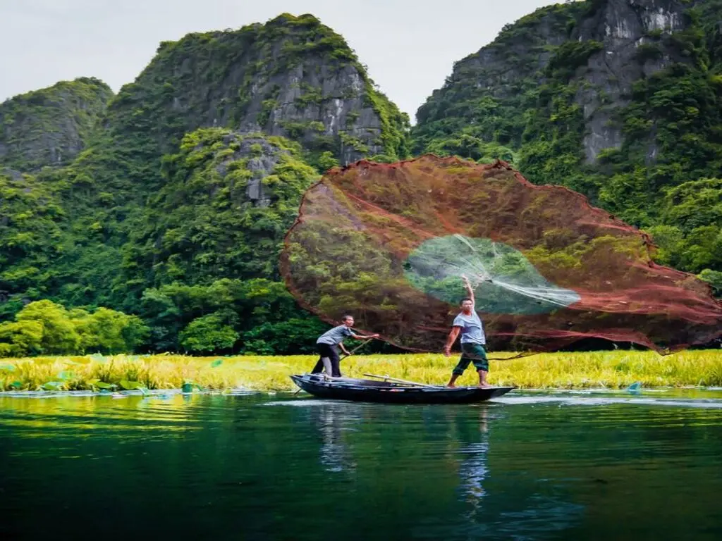 Tour chùa Tam Chúc - Tam Cốc 1 ngày