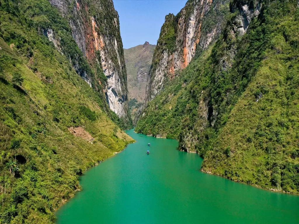 Tour Hà Nội - Hà Giang - Cao Nguyên đá Đồng Văn - Khuổi My 3 ngày 4 đêm