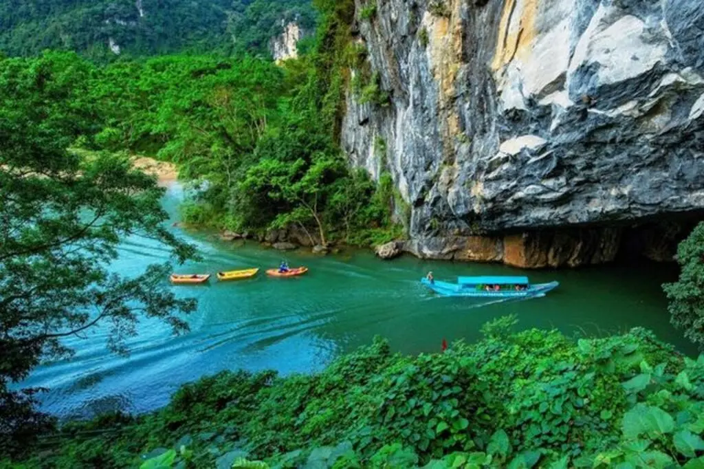 Tour Đà Nẵng - Huế - Quảng Bình (Động Phong Nha) 3 Ngày 2 Đêm