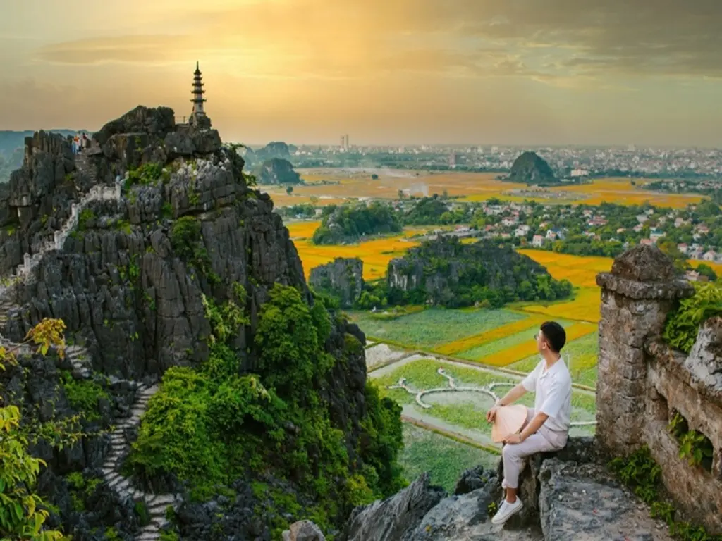Tour Hà Nội - Tuyệt Tình Cốc - Tràng An - Hang Múa 1 Ngày