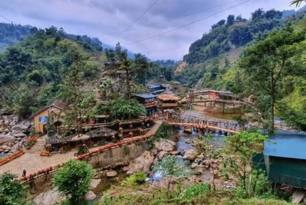 Tour Sapa 2 Ngày 1 Đêm (Cát Cát - Hàm Rồng - Fansipan)