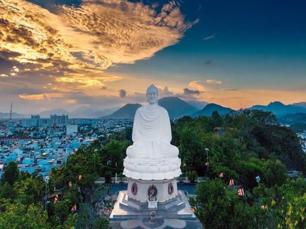 Tour Tham Quan Thành Phố Nha Trang 1 Ngày