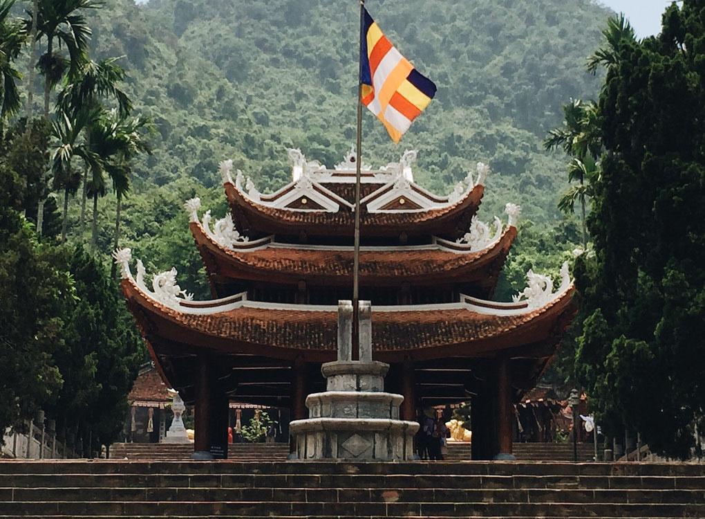 Tour du lịch Hà Nội - Chùa Tam Chúc - Địa Tạng Phi Lai 1 ngày