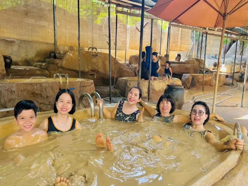 Tour Du ngoạn Đảo - Hòn Mun - Hòn Tằm - Làng Chài