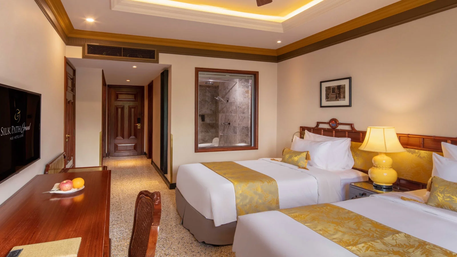 Combo khách sạn 5 sao Silk Path Grand Hotel Huế 3 ngày 2 đêm cùng vé máy bay từ Hà Nội