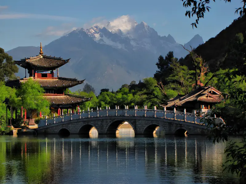 Tour Trung Quốc 5 ngày 4 đêm: Hà Nội - Lệ Giang - Shangrila