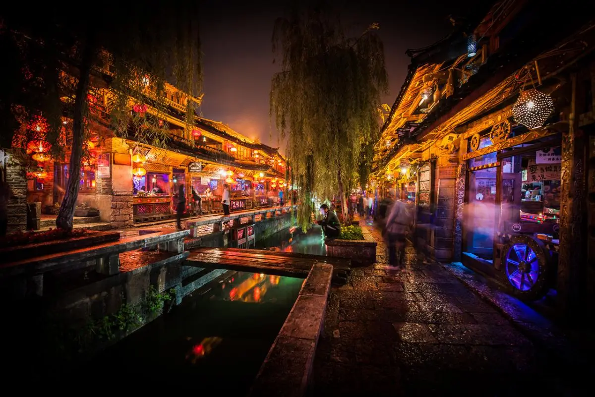 Tour Trung Quốc 5 ngày 4 đêm: Hà Nội - Lệ Giang - Shangrila